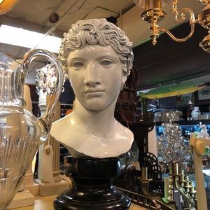 Meet your Posher, Enrique